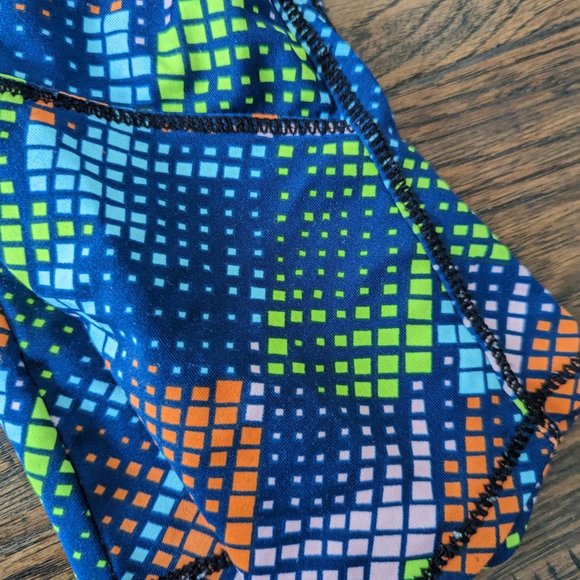 Capri leggings - women - size small - Picture 3 of 4